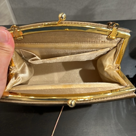 Vintage shell shoulder bag - Picture 4 of 5